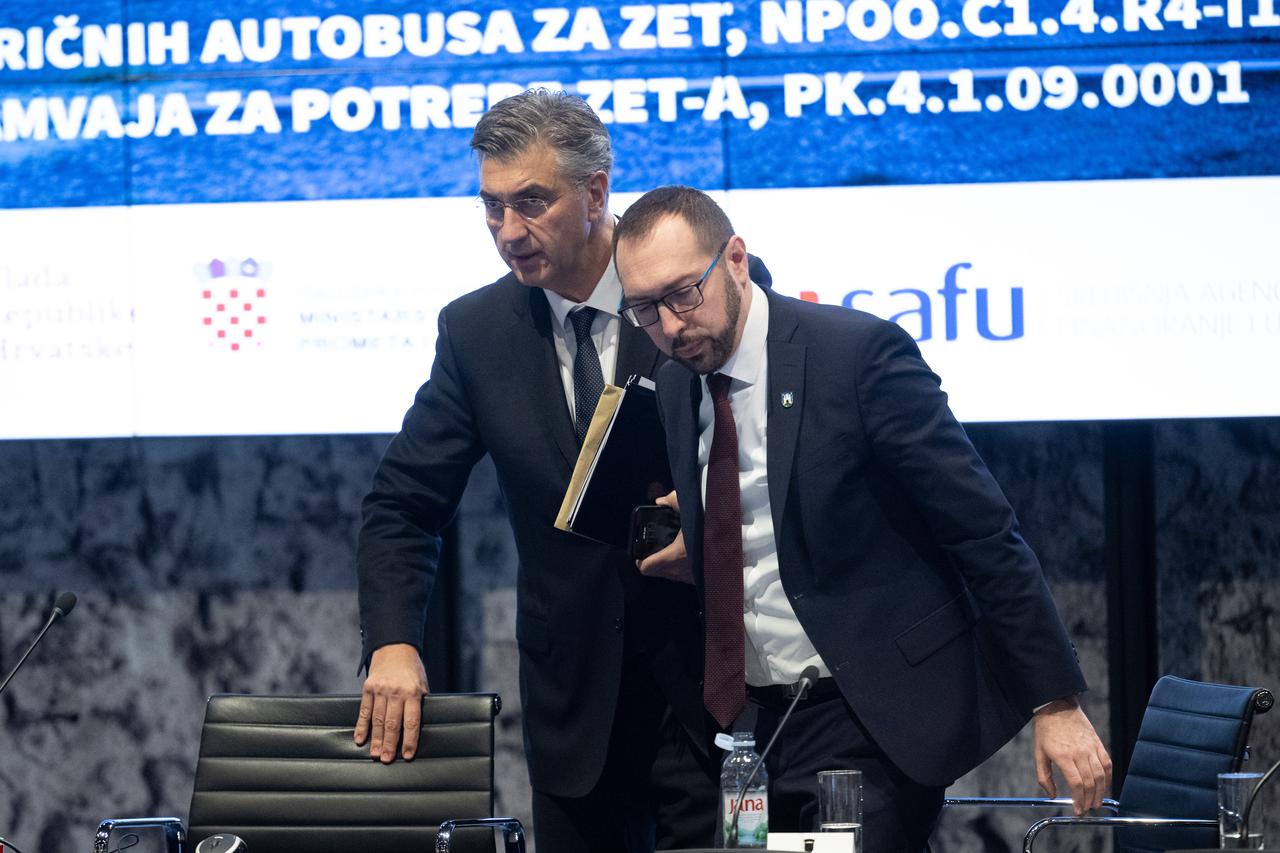 Potpisani ugovori o dodjeli bespovratnih sredstava za projekte modernizacije voznog parka ZET-a