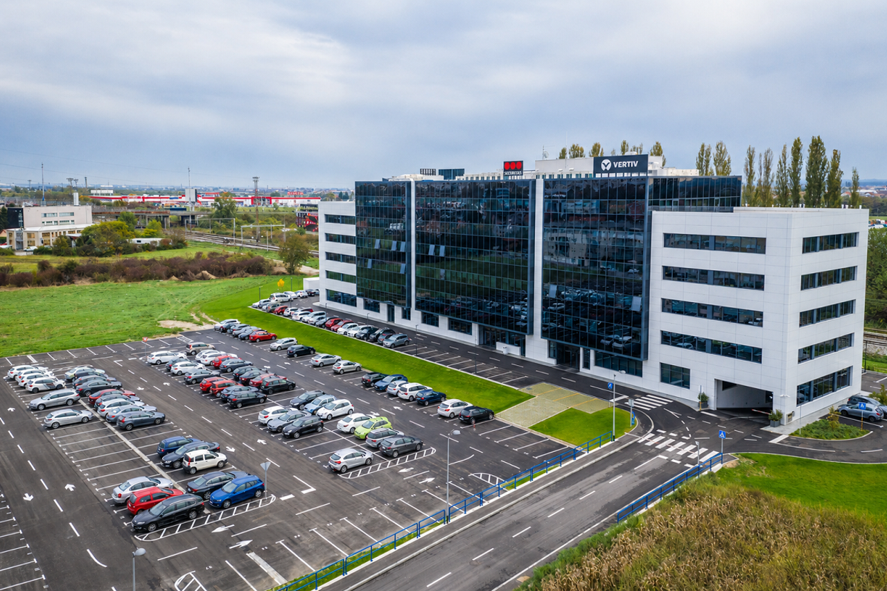 Vertiv, Oreškovićeva