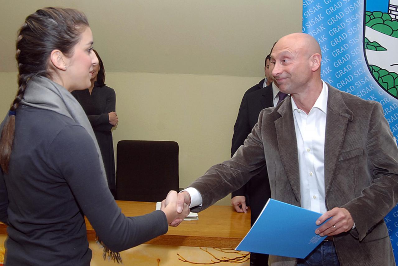 '24.10.2012., Sisak - Za razliku od prijasnjih godine, ove godine Grad Sisak studentima nece davati stipendije.(ARHIVA) Photo: Nikola Cutuk/PIXSELL'