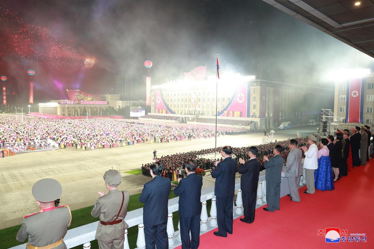 Vojna parada i proslava povodom 73. godišnjice osnutka