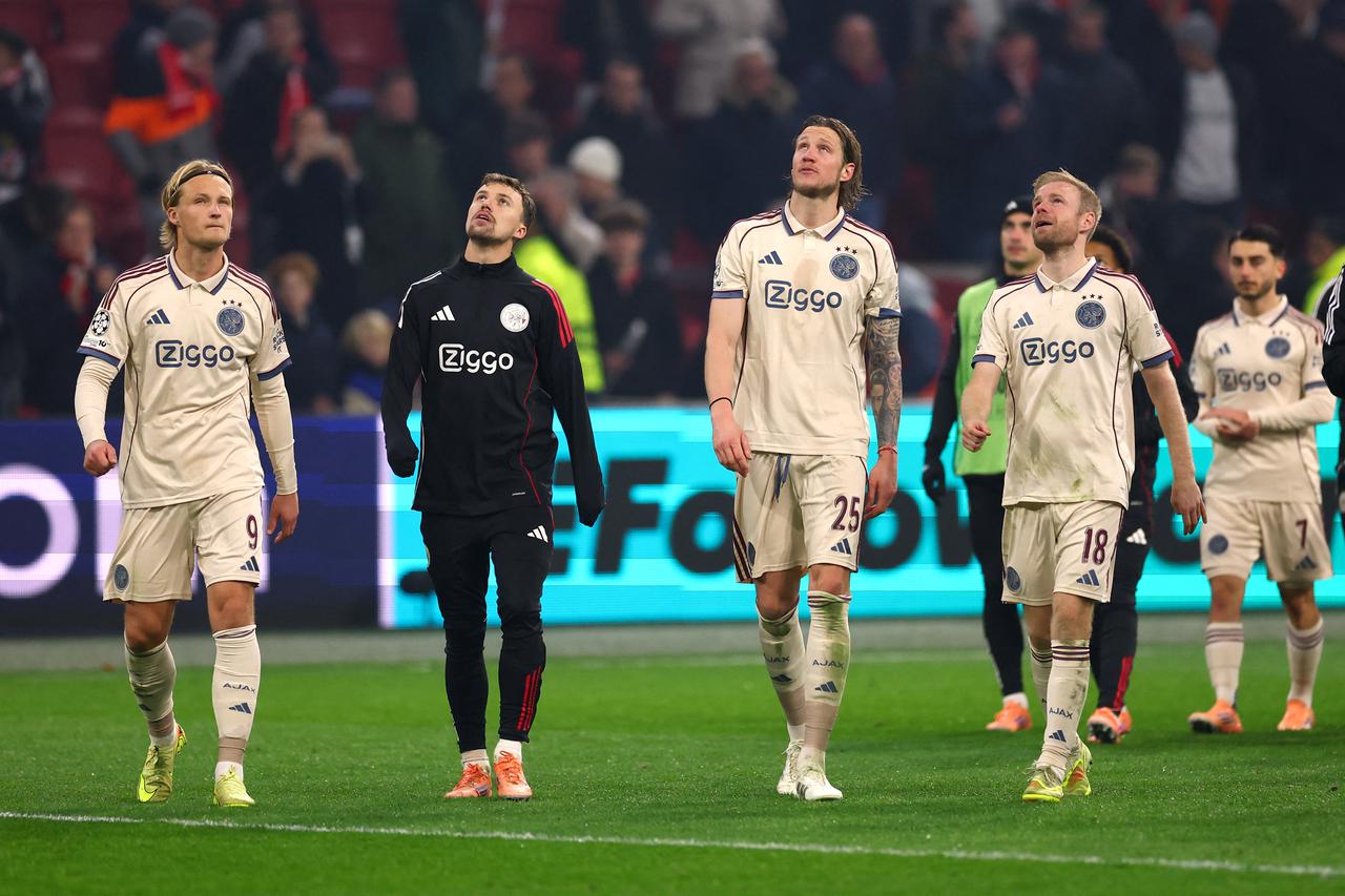 UEFA Champions League - Ajax Amsterdam v Benfica