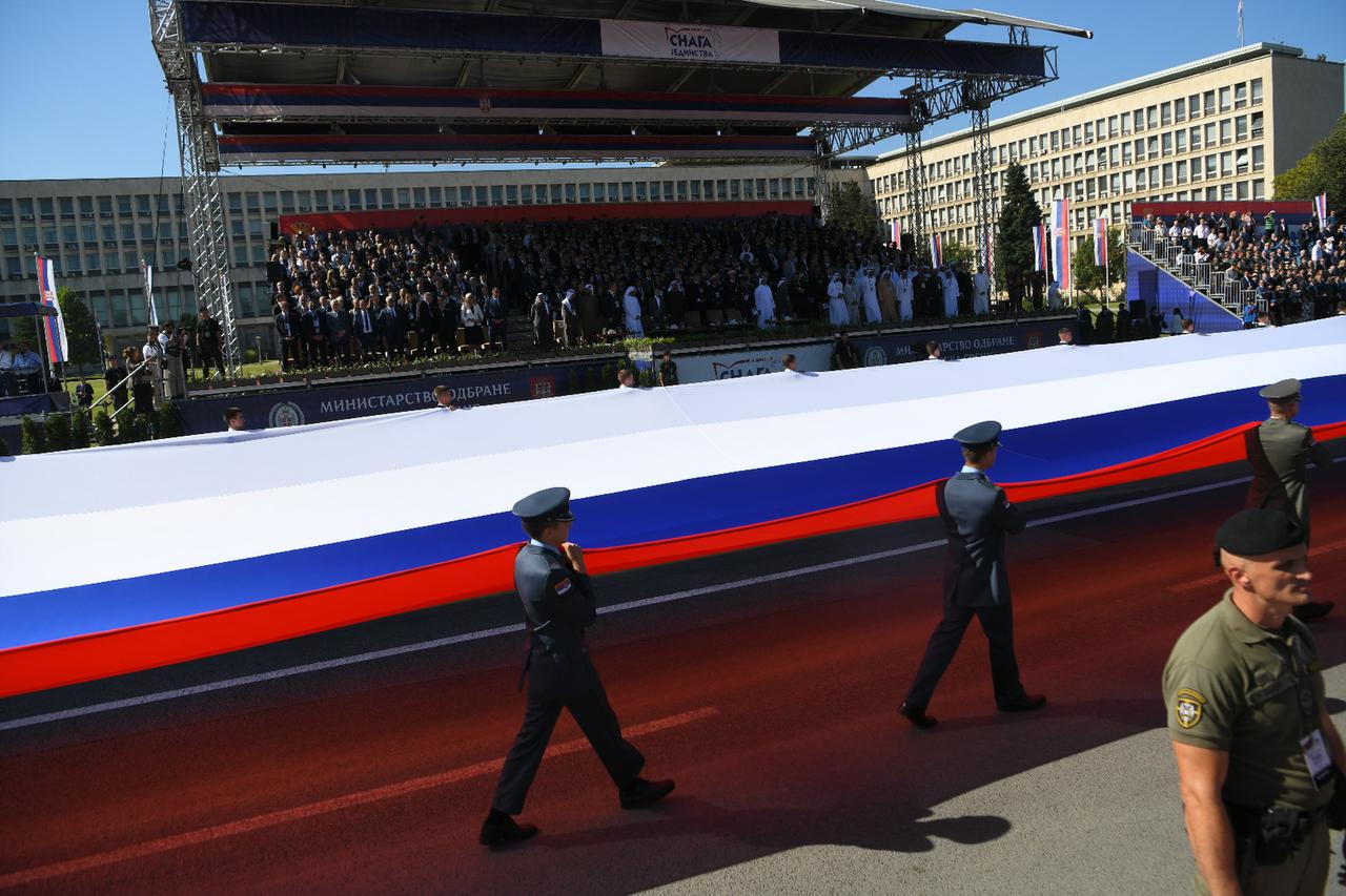 Beograd: Vojna parada "Snaga jedinstva" na kojoj je sudjelovalo oko deset tisuca pripadnika