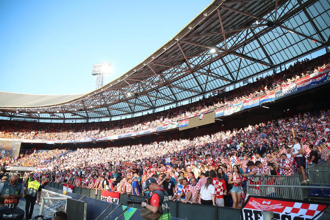 Rotterdam: Atmosfera na stadionu De Kuip na završnici Lige nacija