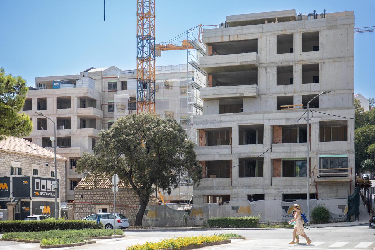 Novim porezom na nekretnine bit će obuhvaćene kuće i stanovi za iznajmljivanje
