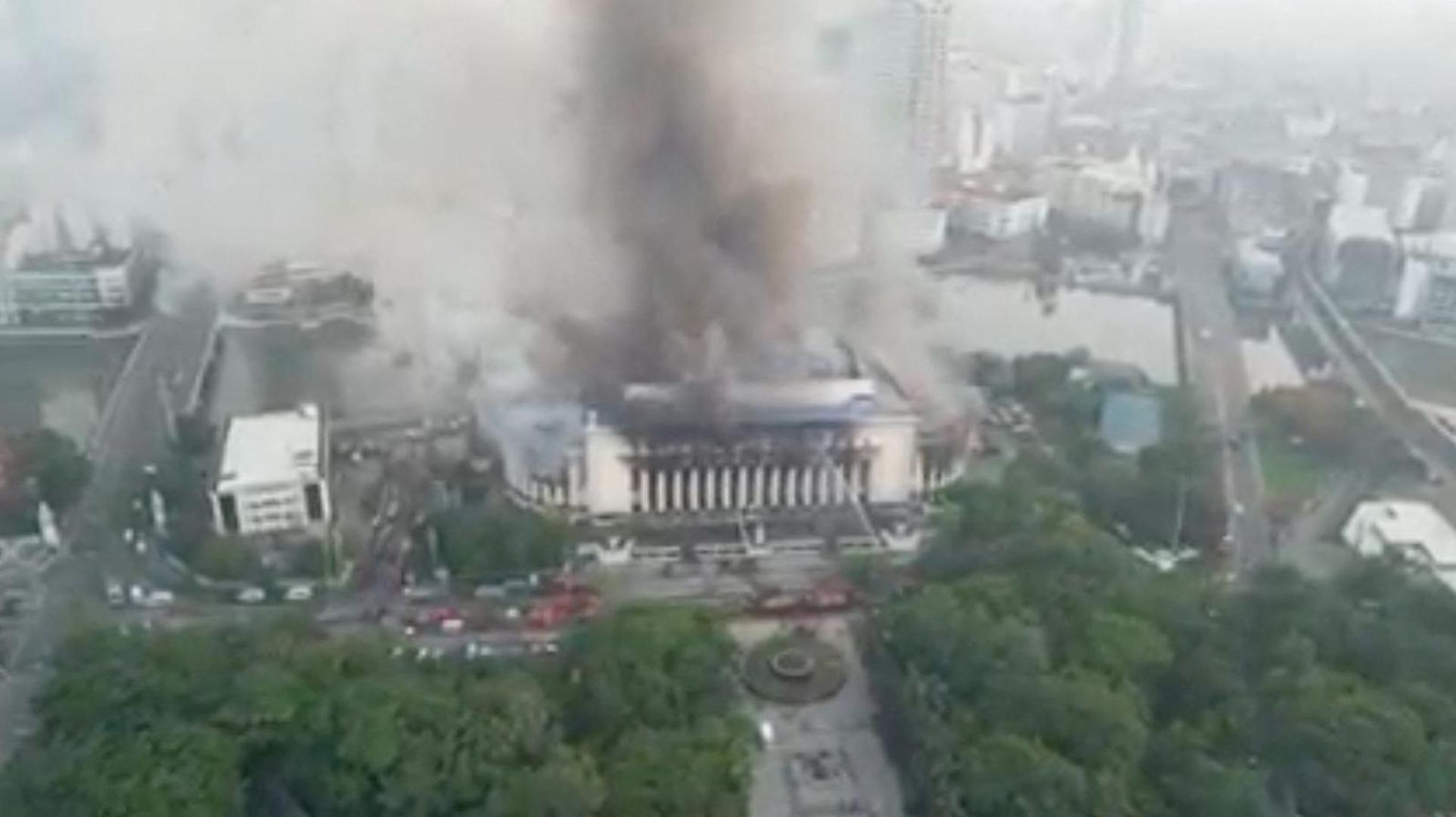 Smoke erupts as a massive fire hits Manila Central Post Office building in Manila, Philippines, May 22, 2023 in this screengrab taken from a handout video. AJ Acosta - Manila Public Information Office/Handout via REUTERS    THIS IMAGE HAS BEEN SUPPLIED BY A THIRD PARTY. MANDATORY CREDIT. Photo: AJ ACOSTA – MANILA PUBLIC INFO/REUTERS