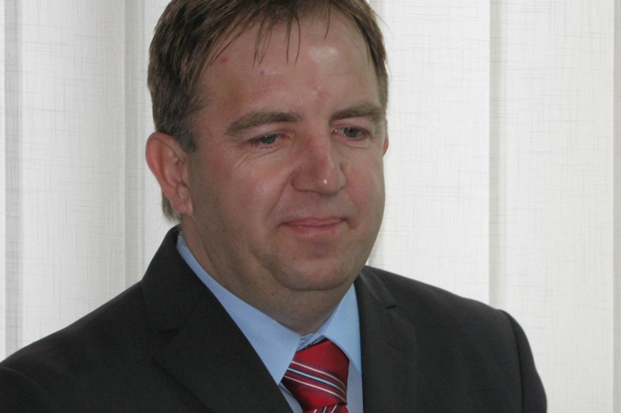 \'UNU, plitvice, 120809.jpg. Branislav Sutic ravnatelj NP PLitvicka jezera Snimio MARKO CULJAT, Vecernji list\'