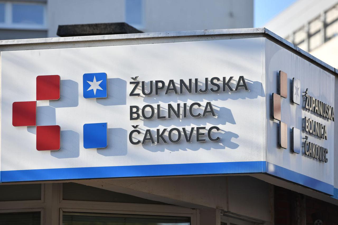 Čakovec: Građani dali podršku liječnicima, okupili se ispred bolnice