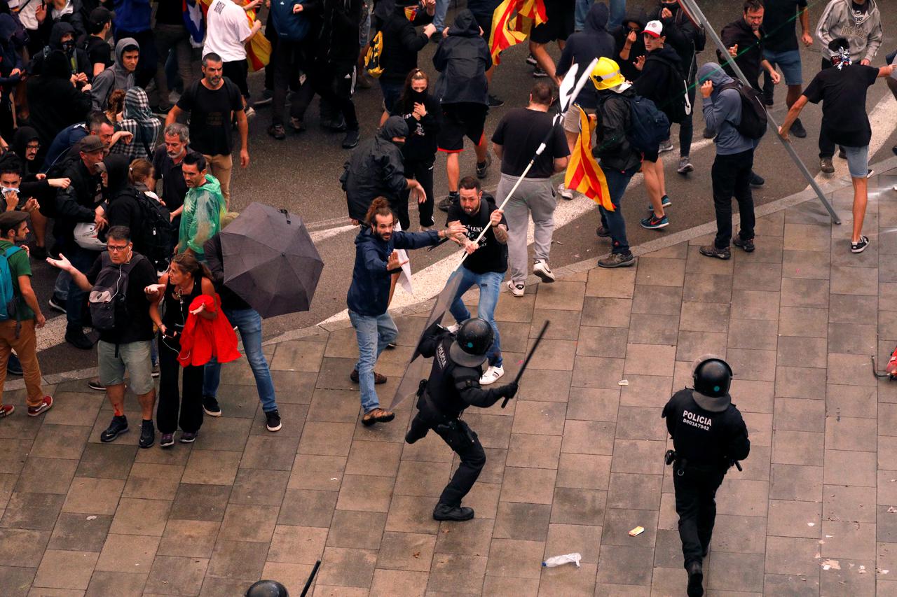 Prosvjed na aerodromu u Barceloni