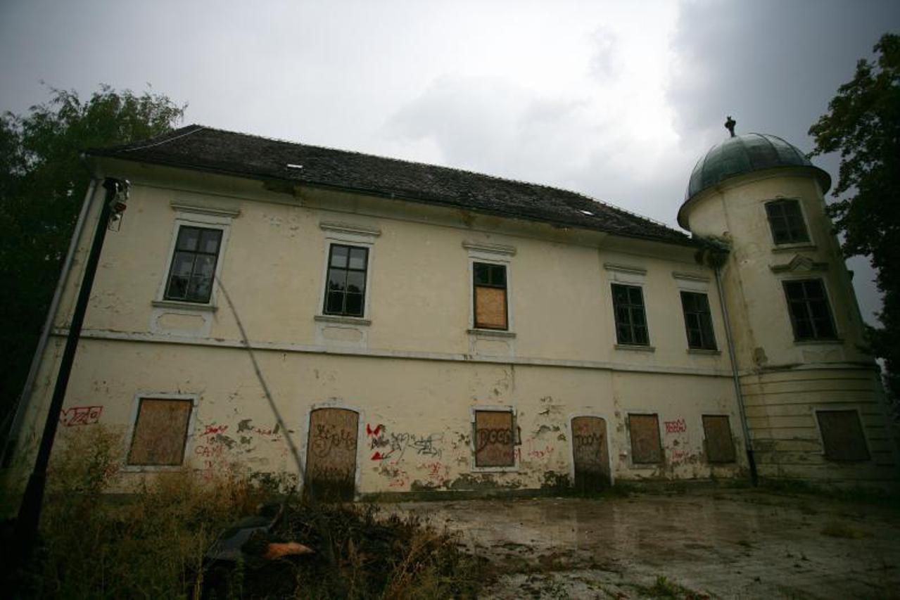 dvorac (1)