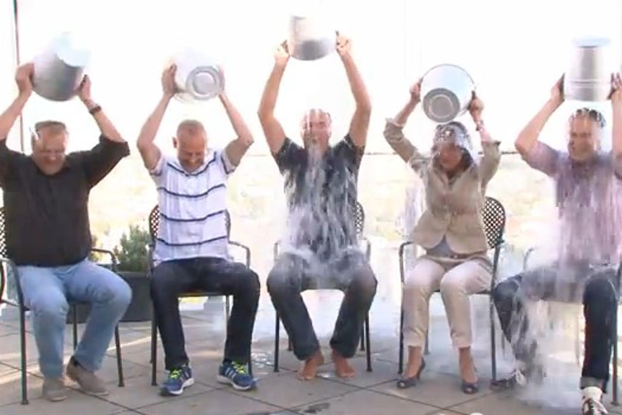 HT,Ice bucket challenge