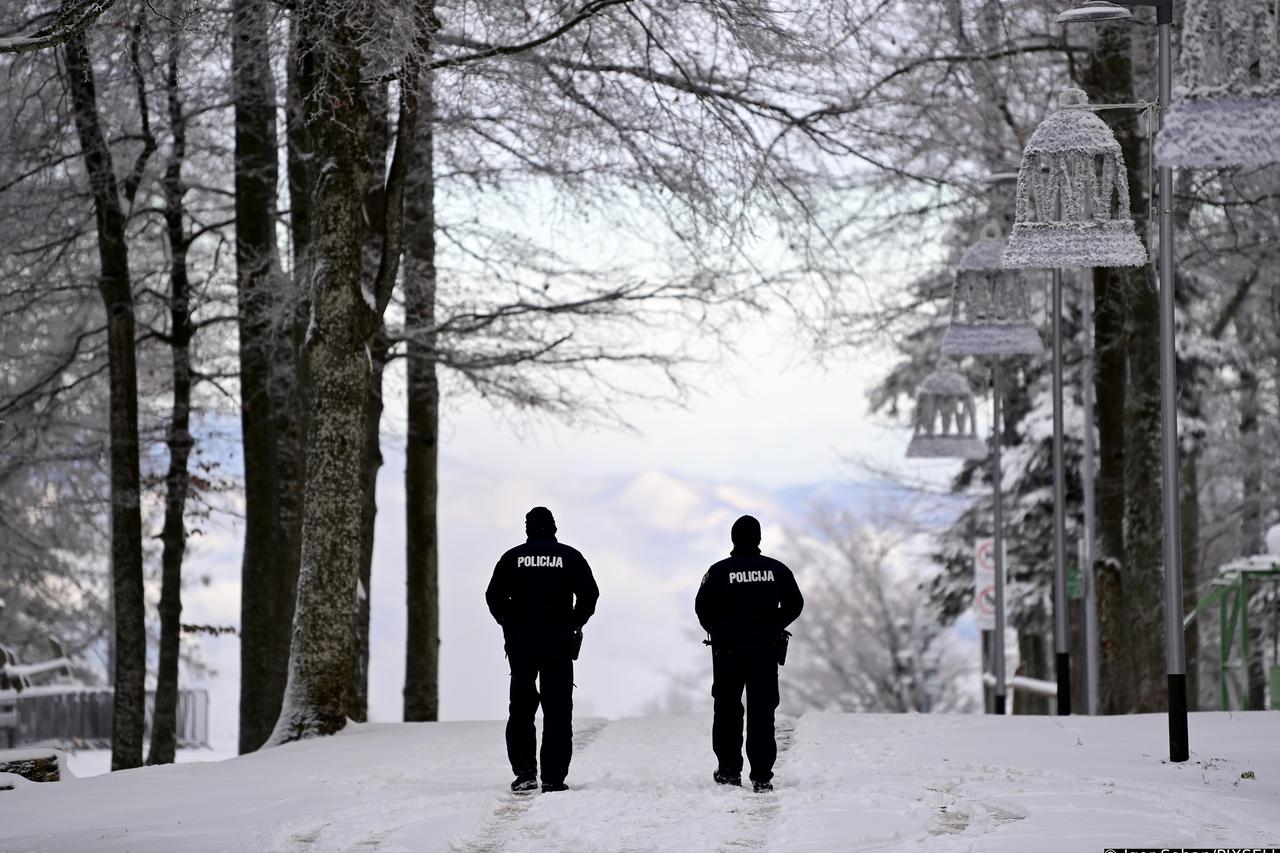 Medvednica prekrivena snijegom