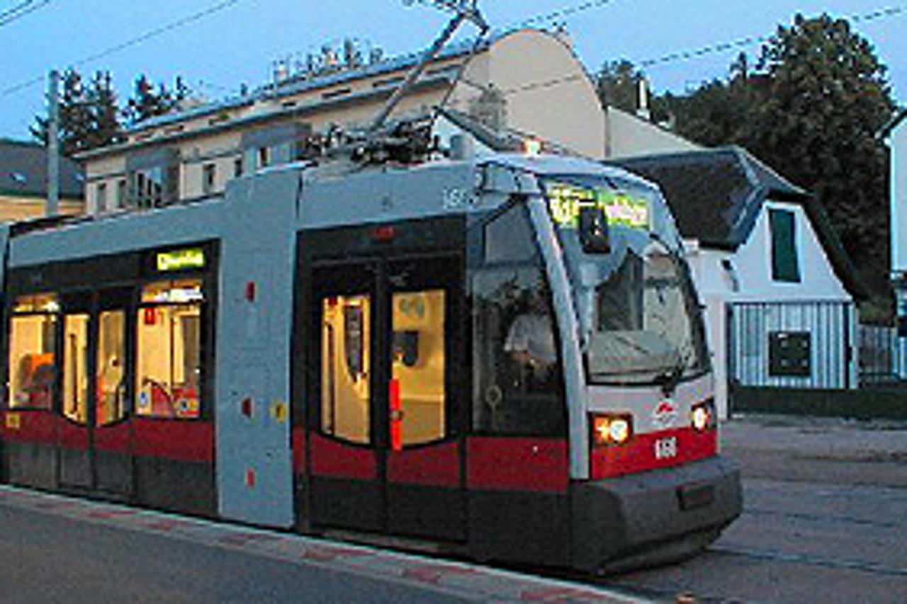 tram-txt.jpg