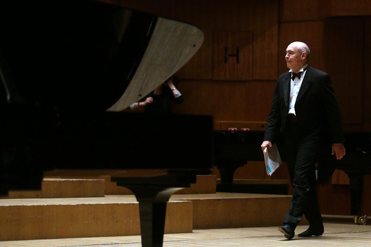 Zagreb: Pijanist Ivo Pogoreli? svojim koncertom zatvorio sezonu ciklusa Lisinski subotom