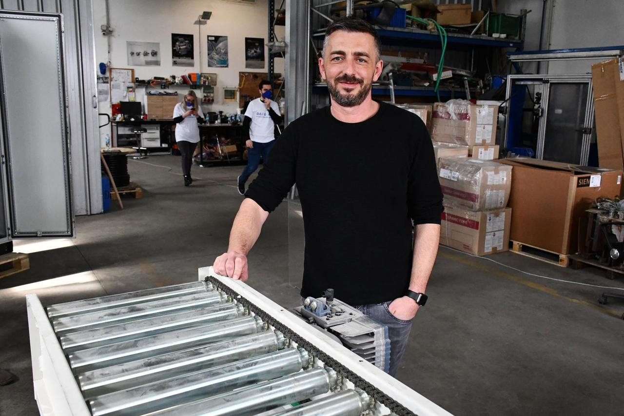 Slavonski Brod -  Vlasnik tvrtke Automatizacija industrijskih postrojenja Antun Praveček.