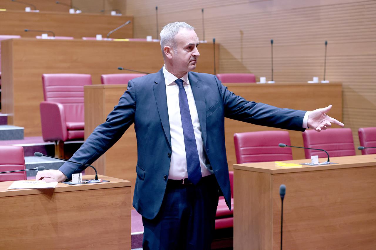 Zagreb: Sabor nastavio 7. sjednicu