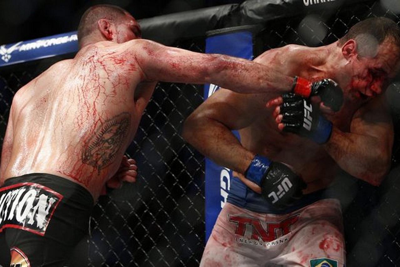 Velasquez vs Dos Santos (1)