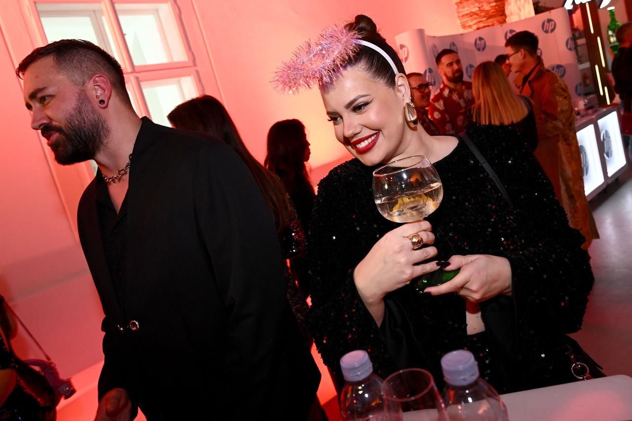 Zagreb: Opdržan StoryBOOK party "Ljeto usred zime"