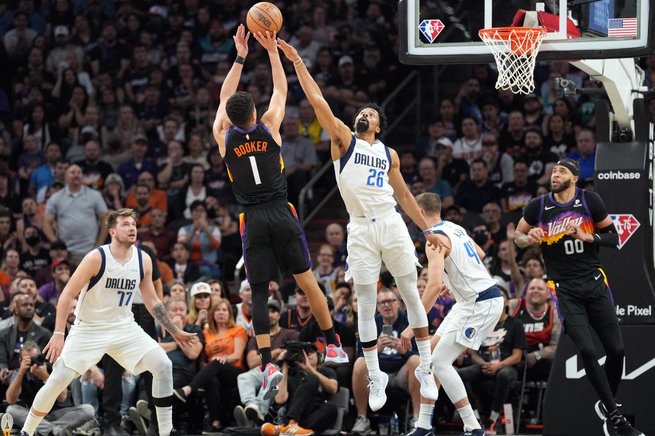 NBA: Playoffs-Dallas Mavericks at Phoenix Suns