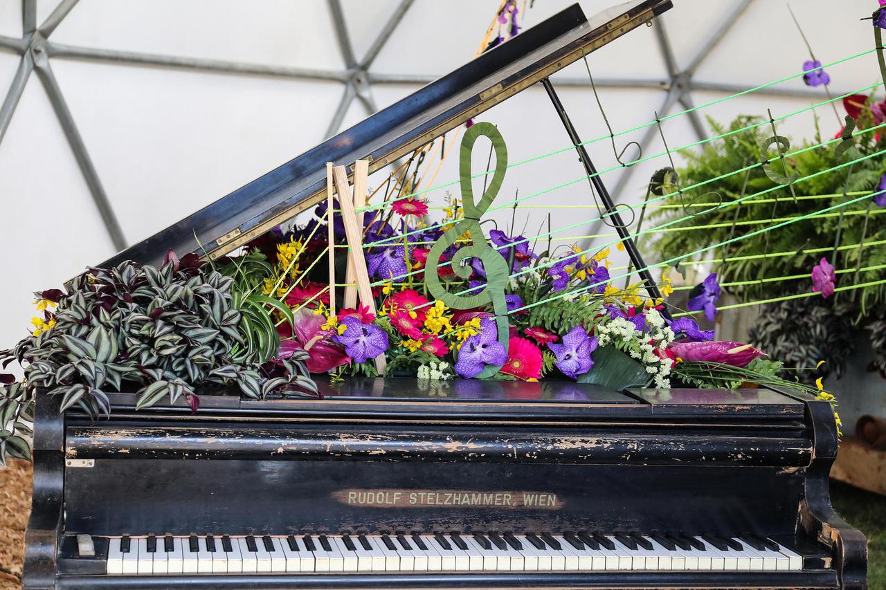 Zagreb: Na Bundeku se održava sajam cvijeća Floraart
