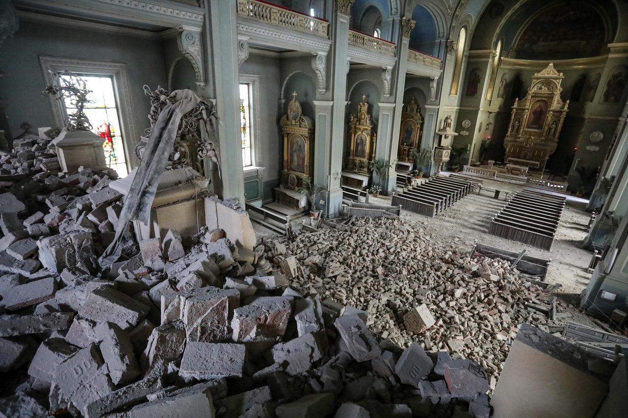 Zagreb: Potres oštetio crkvu u Palmotićevoj ulici