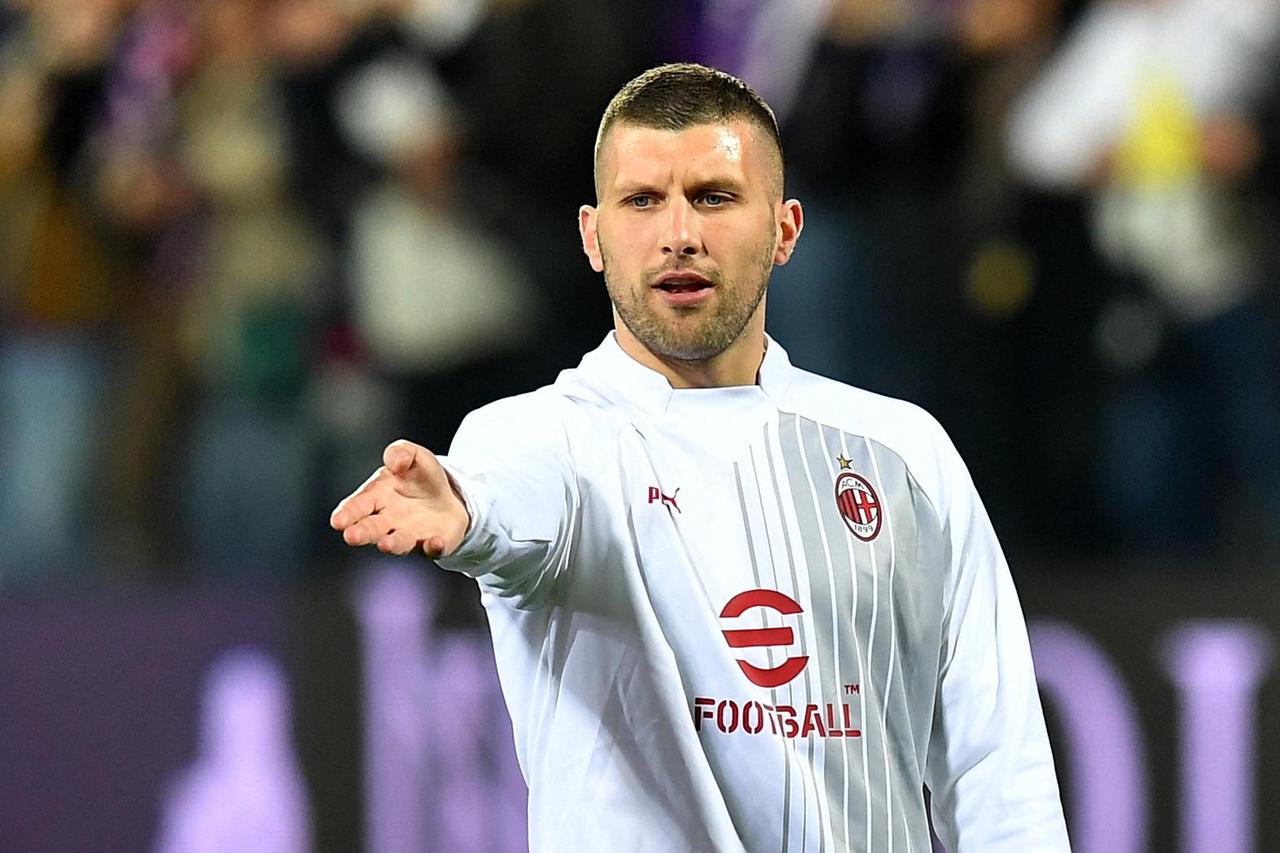 Serie A - Fiorentina v AC Milan