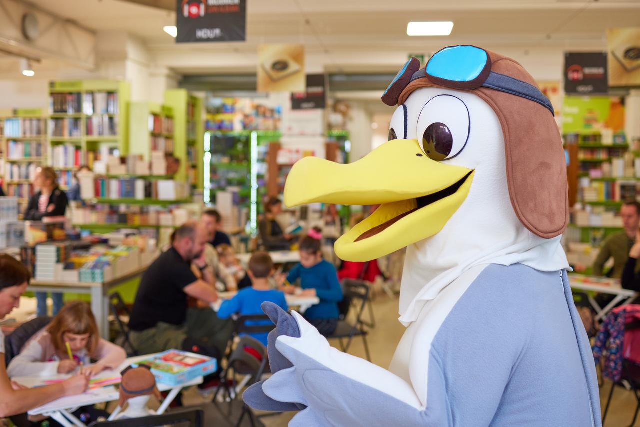 Hoću knjigu Megastore