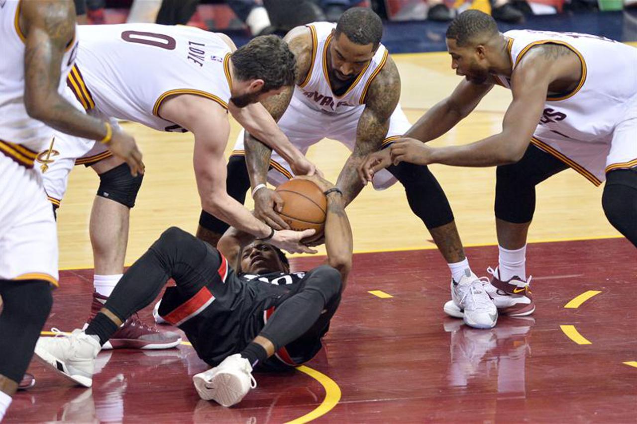 Cleveland - Toronto