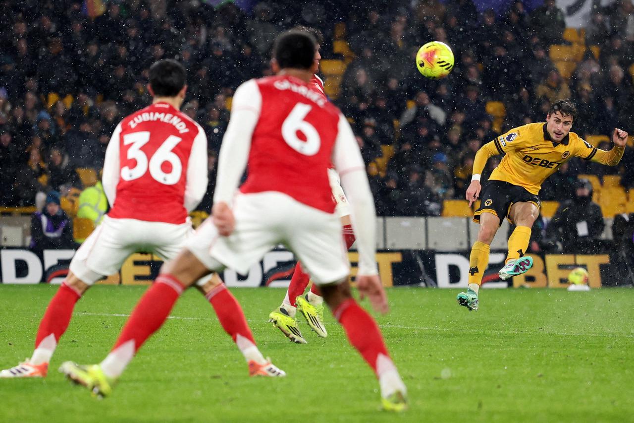 Premier League - Wolverhampton Wanderers v Arsenal