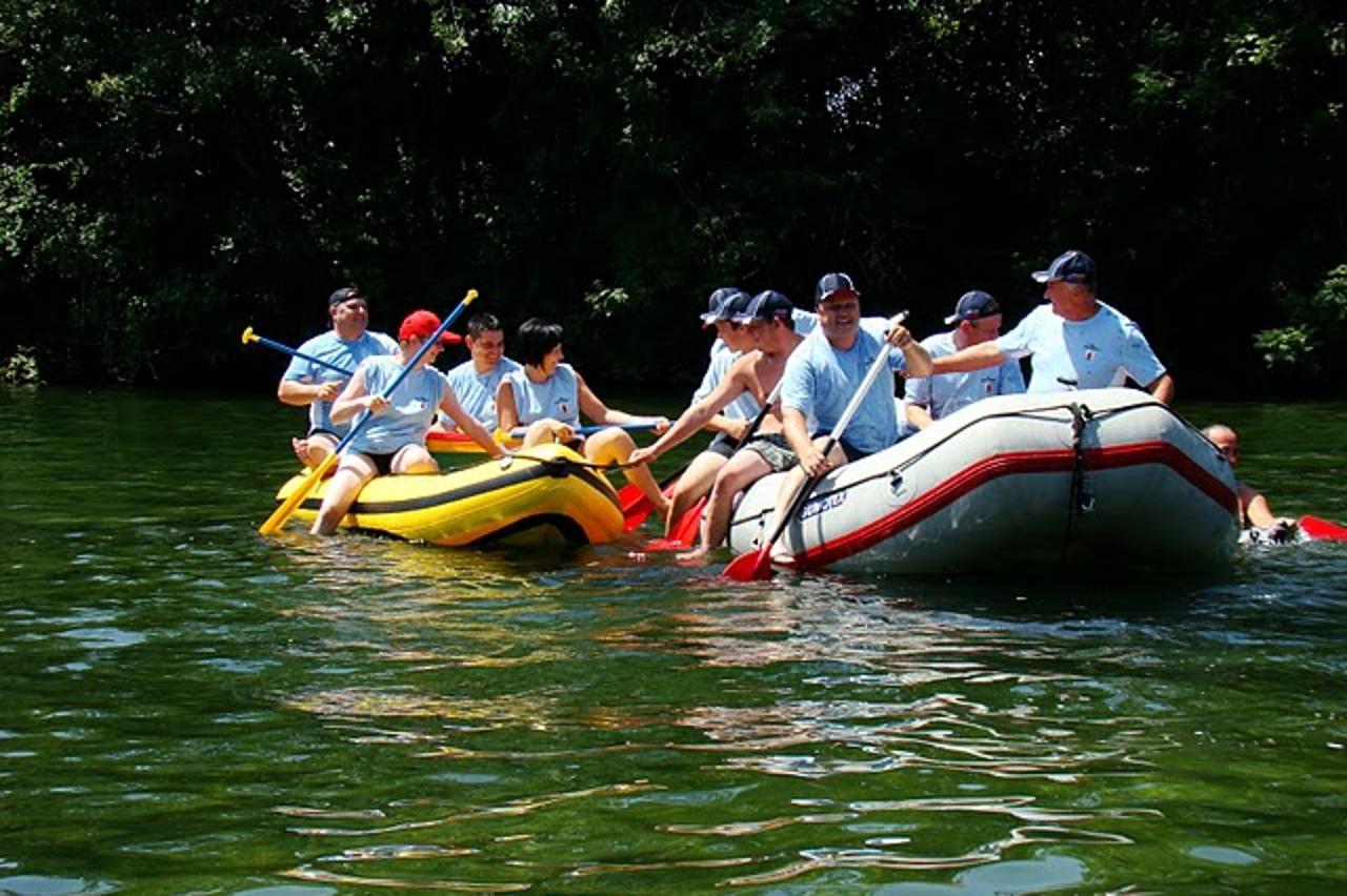 'spust2_zdb_kar_050613'