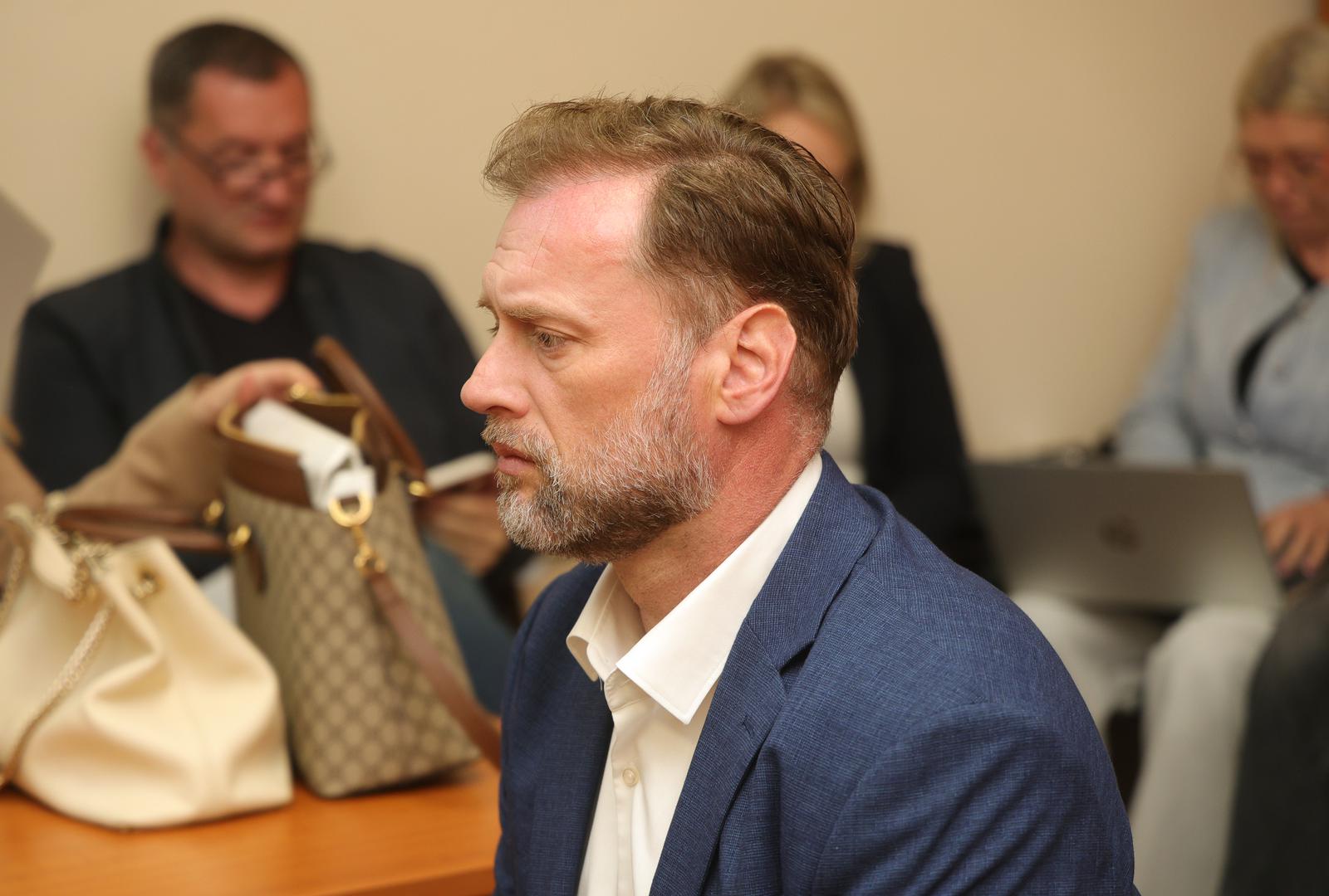 14.05.2025., Vinkovci - Zapocelo je sudjenje bivsem ministru Mariju Banozicu zbog izazivanja prometne nesrece 11. studenog 2023. godine u kojoj je na cesti izmedju Vinkovaca i Zupanje poginuo 41-godisnji otac dvoje djece. Photo: Borna jaksic/PIXSELL