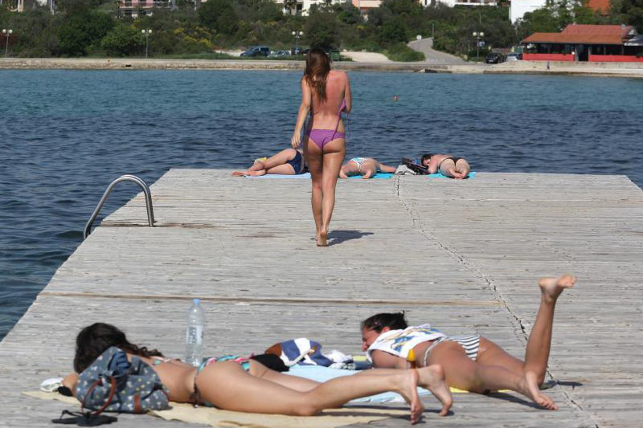 Građani se za Praznik rada diljem Hrvatske kupali (1)