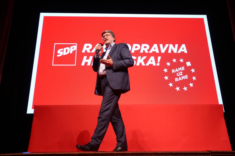 Tonino Picula