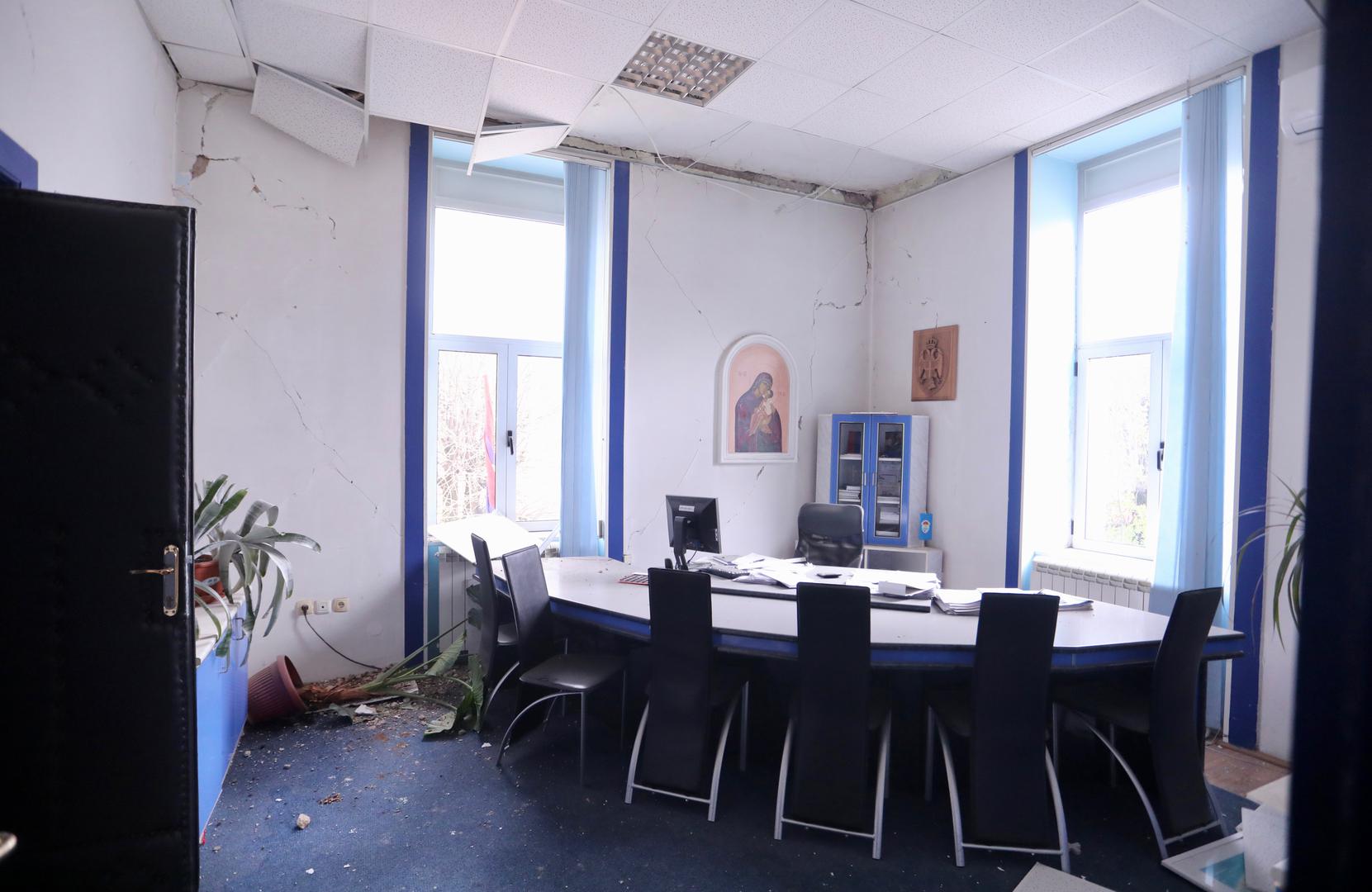 23.04.2022., Ljubinje, Bosna i Hercegovina  - Epicentar potresa u Ljubinju nedaleko od Stoca gdje je najvise stradala zgrada opcine. Photo: Ivo Cagalj/PIXSELL