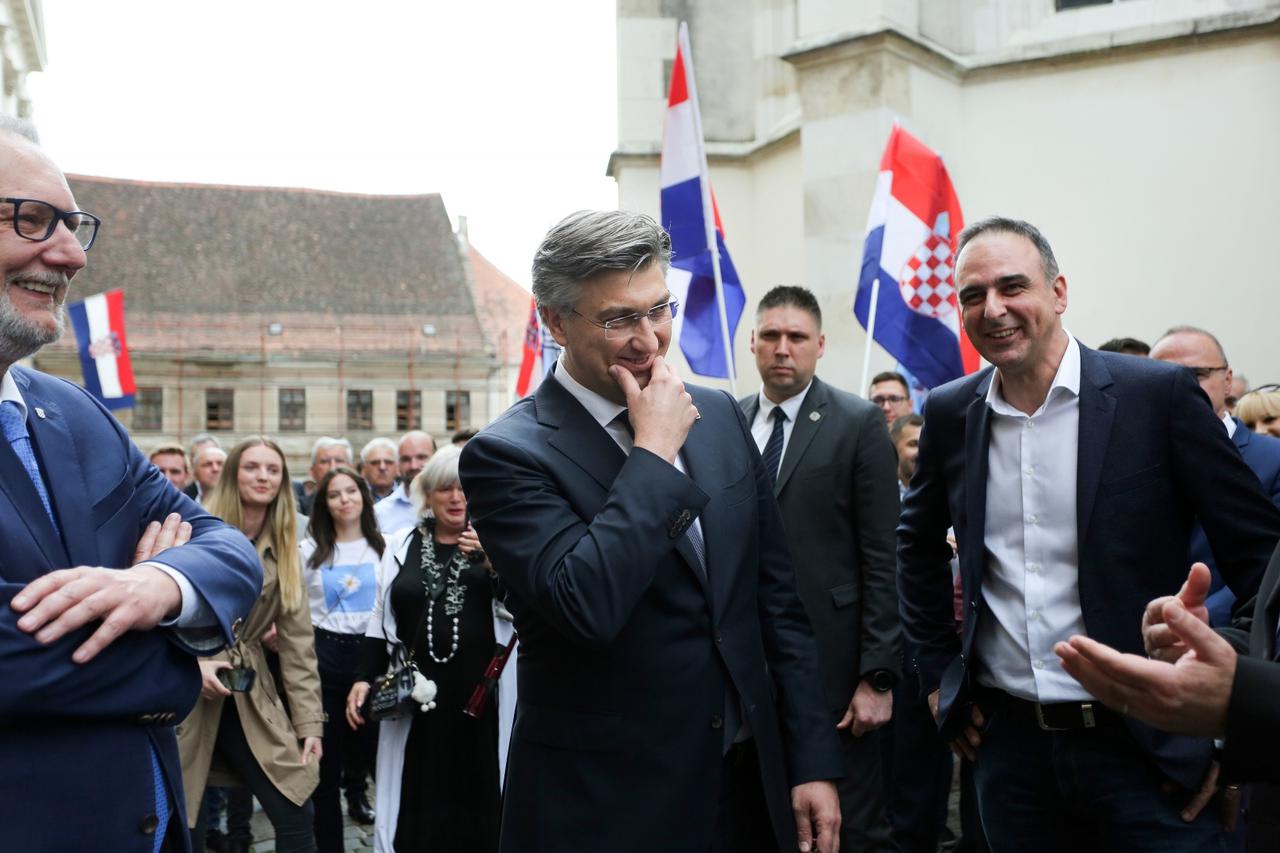 Zagreb: HDZ predao izborne liste DIP-u