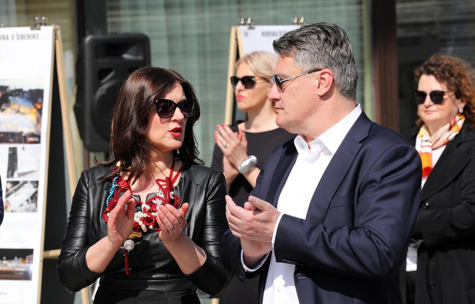 Zagreb: Predsjednik Milanović u društvu supruge Sanje na otvorenju izložbe na Pantovčaku