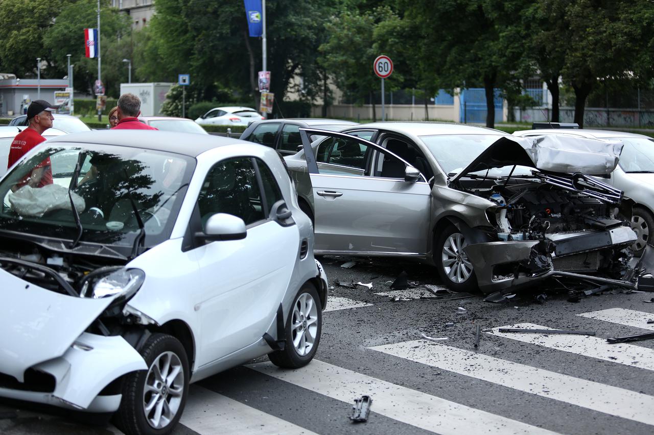Prometna nesreća u Zagrebu