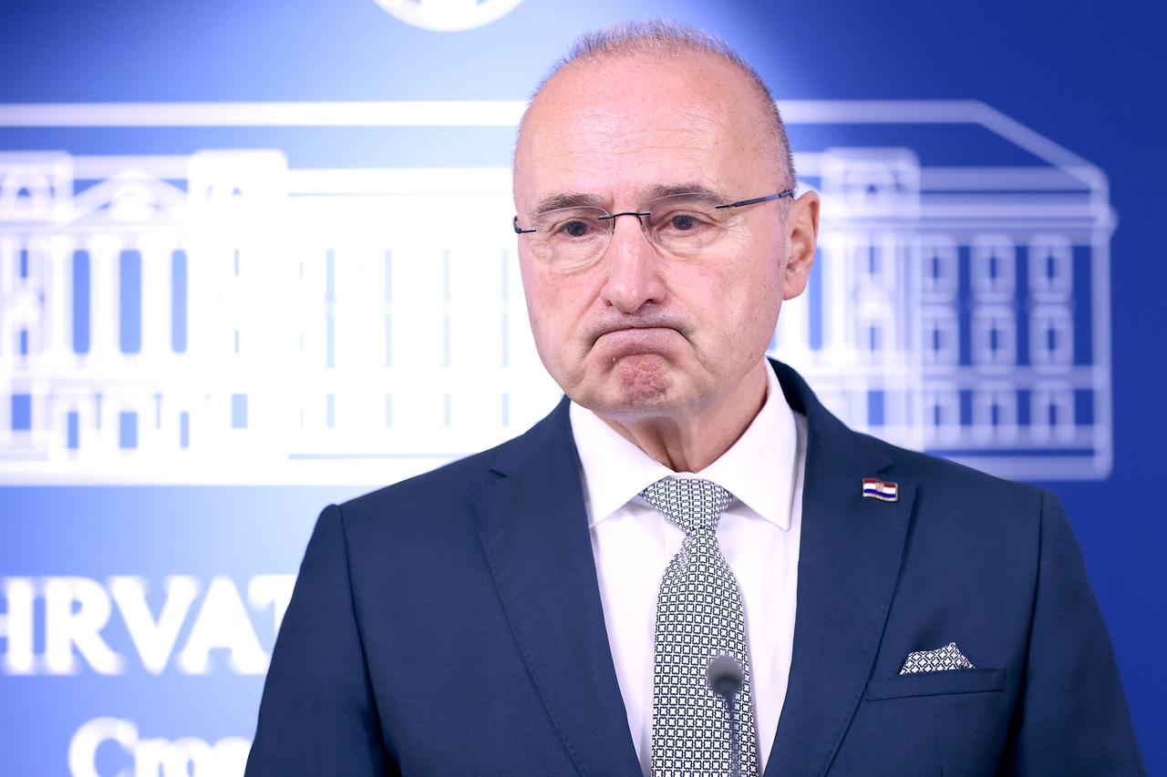 Zagreb: Gordan Grlić Radman održao konferenciju za medije