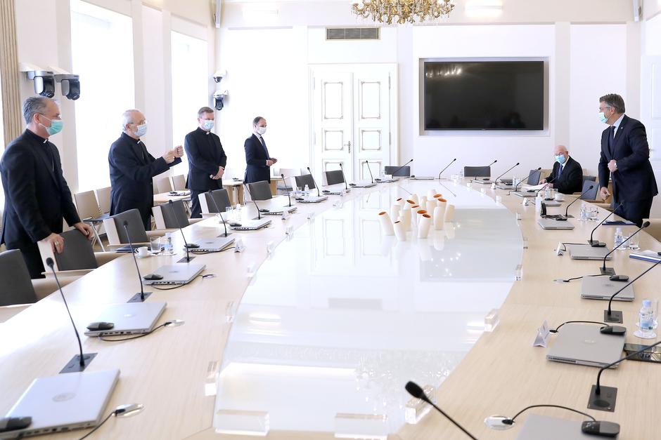 Zagreb: Andrej Plenković u Banskim dovrima primio izaslanike HBK