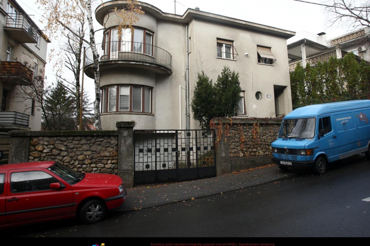 \'01.12.2009., Zagreb - Nova rezidencija Stipe Mesica na adresi Grskoviceva 13.  Photo: Igor Kralj/PIXSELL\'