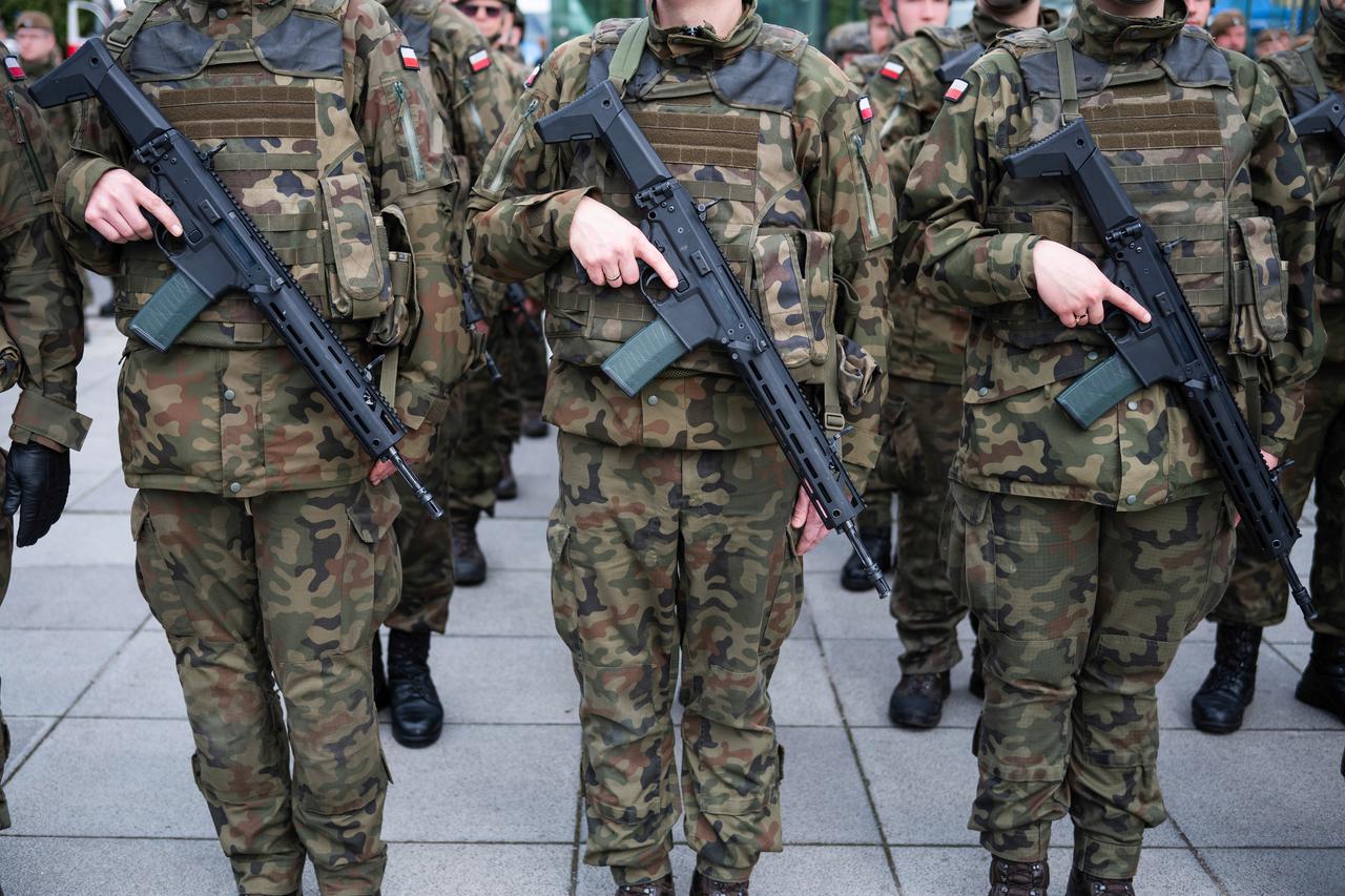 polish soldiers