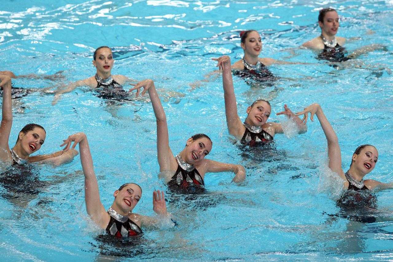 24.05.2015., Zagreb - Na bazenu Mladosti odrzano je otvoreno prvenstvo hrvatske u sinkroniziranom plivanju. Nastupili su hrvatski klubovi Dolfina iz Splita, Primorje iz Rijete te ZSK, SASK i HAKSP Mladost iz Zagreba, te ekipa iz Bugarske. Photo: Robert Be