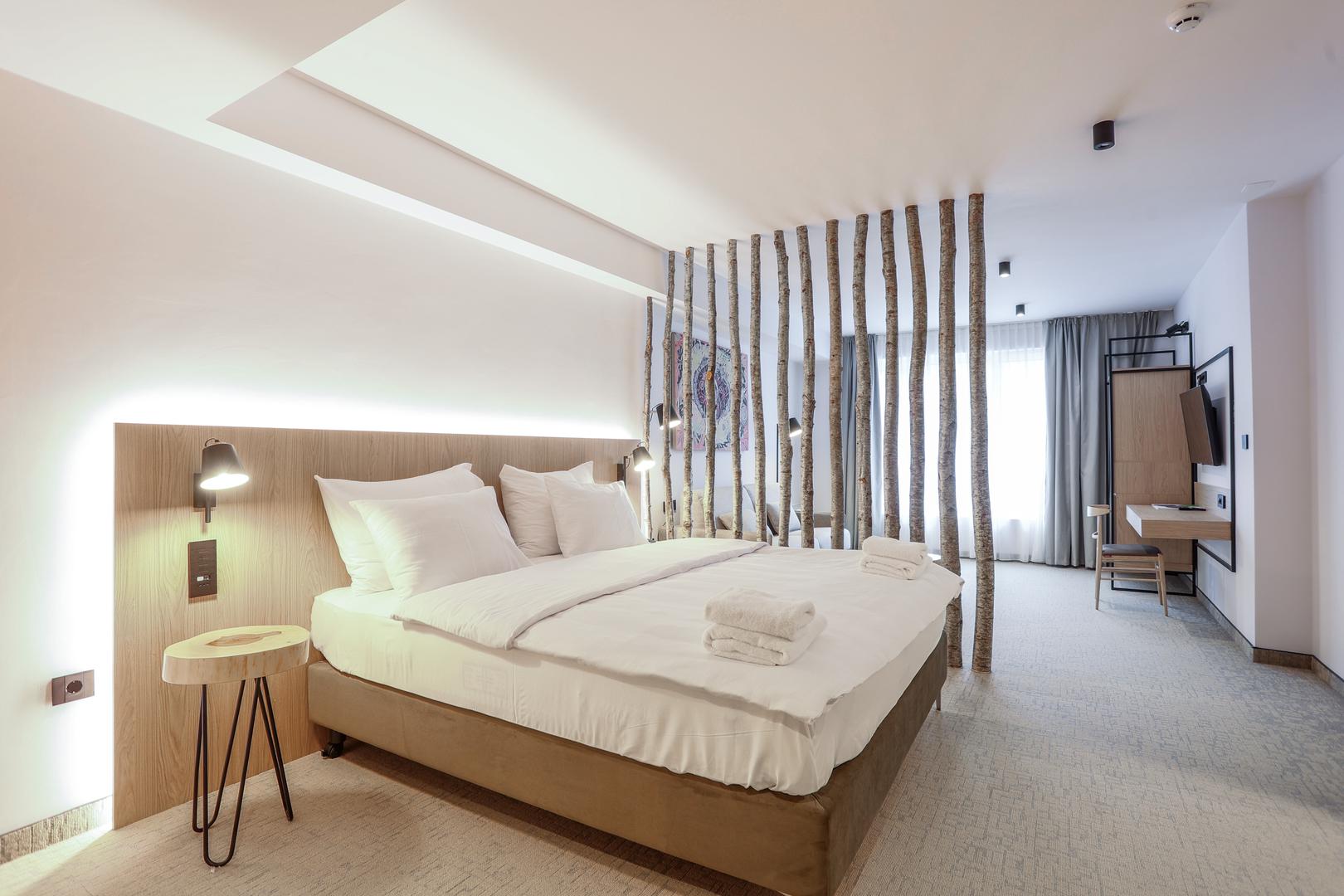 "Boris je tu bio dok je snimao film, a Dražen na pripremama još kao šesnaestogodišnjak. Iako tada nitko nije znao tko je on, svi su ga zapamtili po tome što je već u šest ujutro dolazio po ključ od dvorane i sam trenirao dva-tri sata prije svih", otkriva nam Kraljević.

