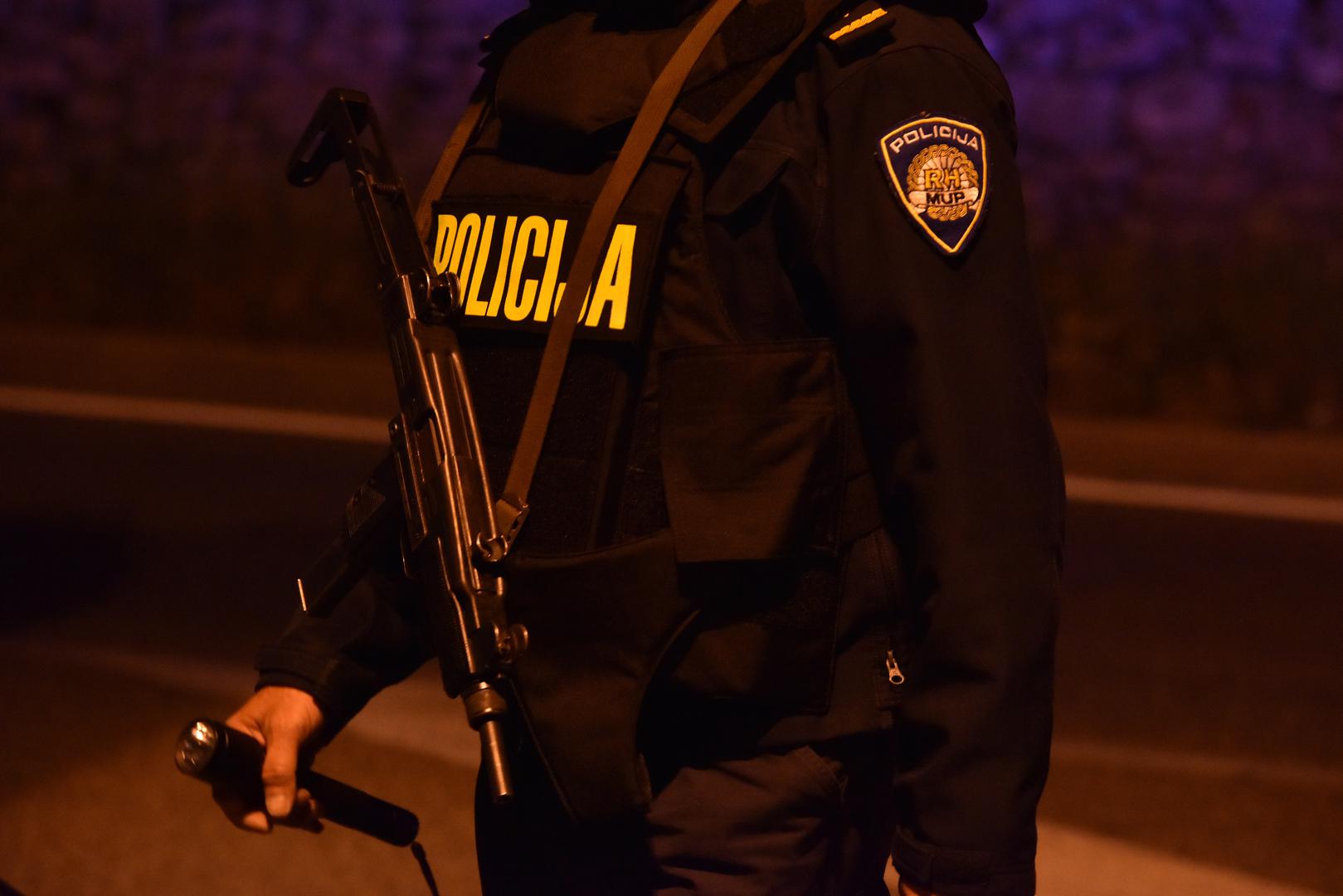 Trostruko ubojstvo kod Šibenika 