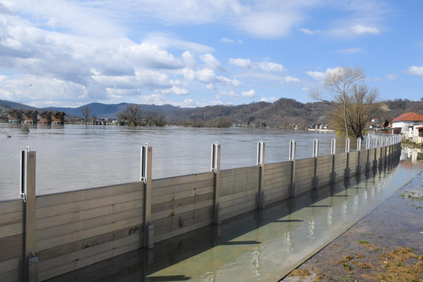 Posebnost ovog sustava je što on tamo ne stoji cijelo vrijeme, već se montira u situacijama kad je to potrebno. 