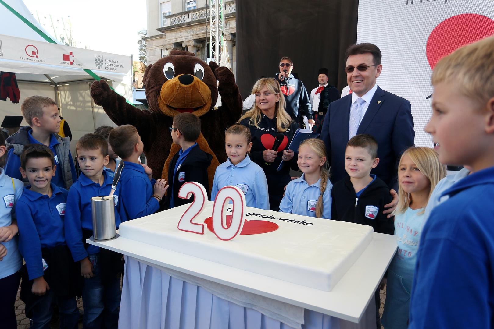 U Zagrebu je u četvrtak počelo obilježavanje 20. godišnjice akcije Kupujmo Hrvatsko