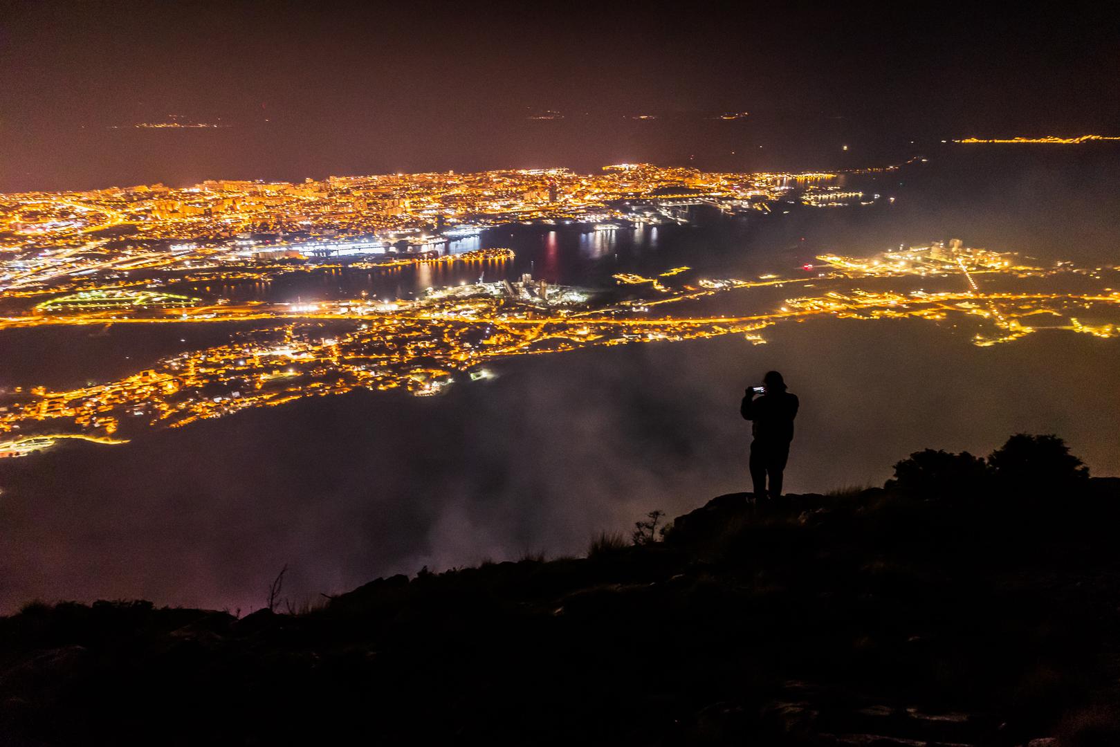 Za sada nema informacija o ugroženosti kuća i drugih objekata.