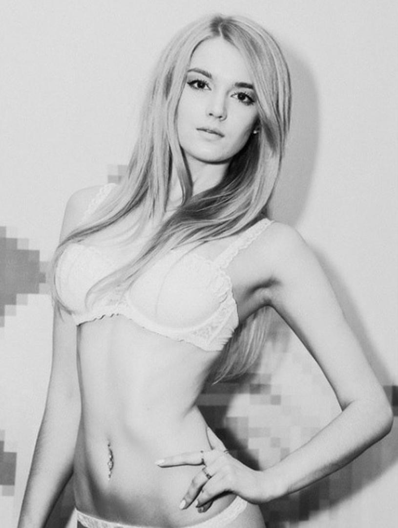 Uz sportsku gradi i karijeru modela, a 2015. proglašena je ruskim Top Modelom.

