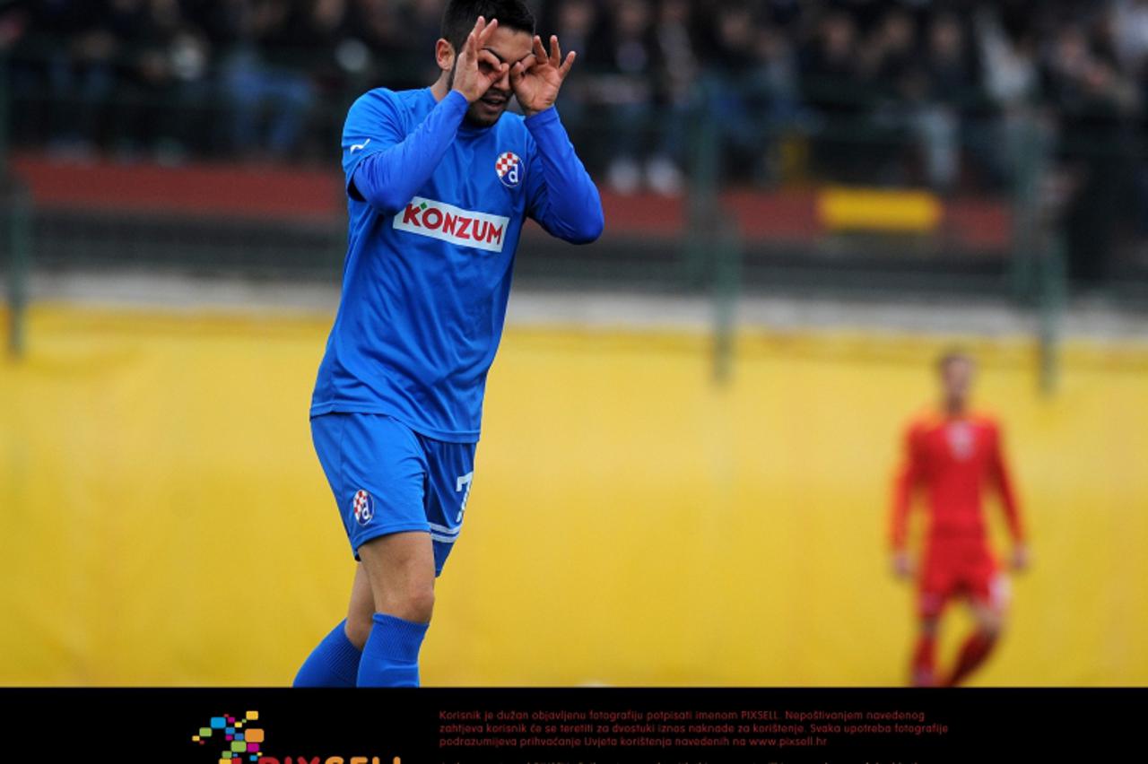 '25.10.2011., stadion SRC Pescenica, Zagreb - 1/8 finala Hrvatskog nogometnog kupa, NK HASK - GNK Dinamo. Pedro Morales.  Photo: Daniel Kasap/PIXSELL'