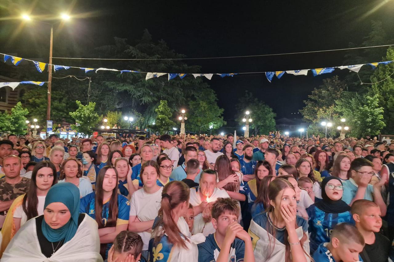 Trenutak kada BiH prima gol