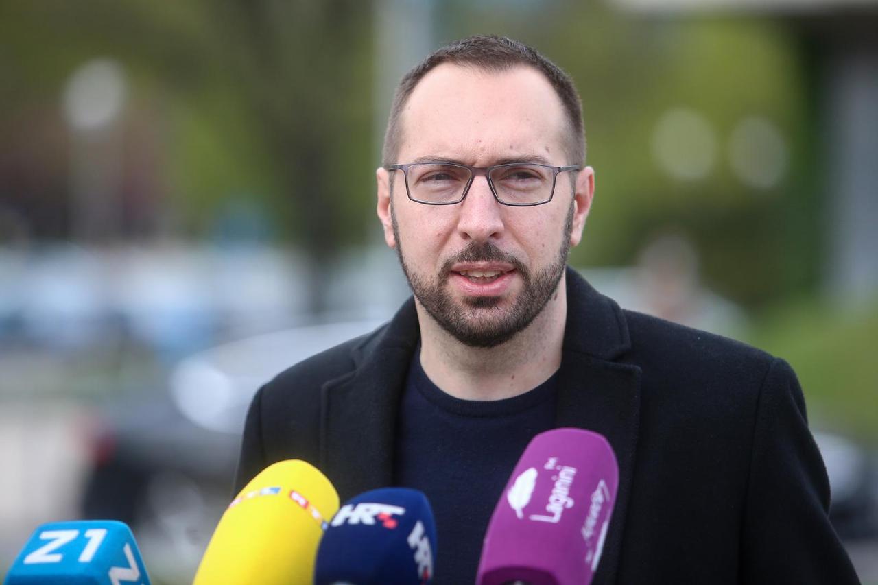 Tomašević predstavio svoje kandidate za zamjenicu i zamjenika